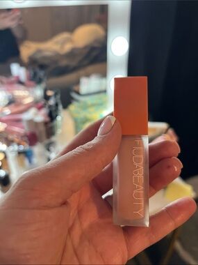 HUDA BEAUTY color corrected “ cherry blossom”
